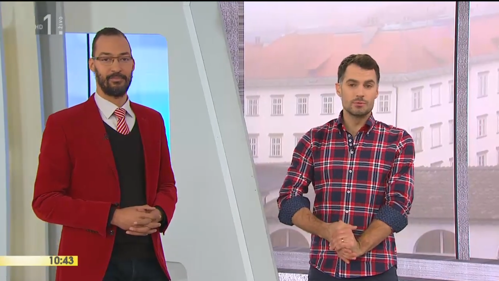 Seku M. Condé med vodenjem oddaje v živo